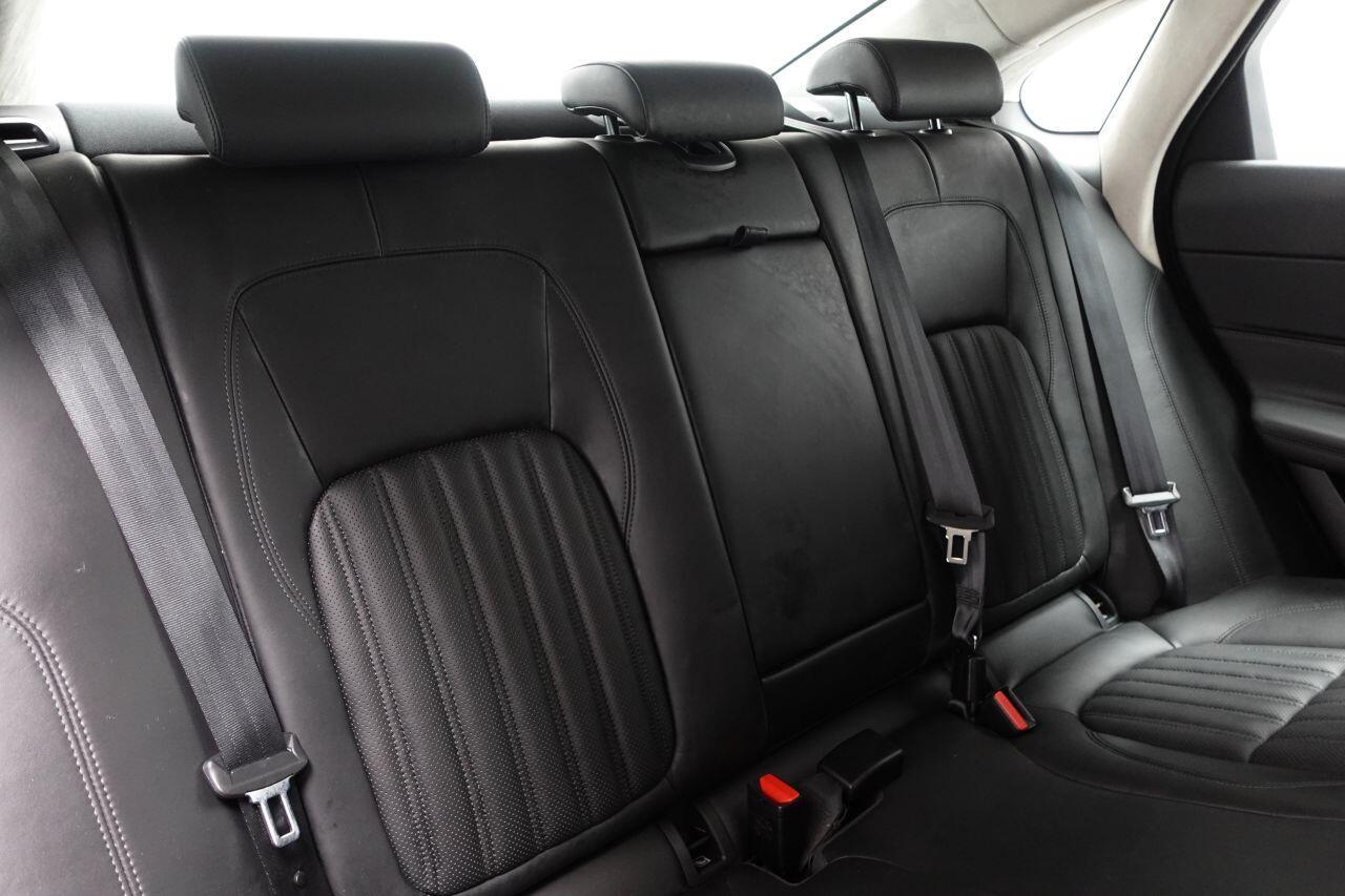 Jaguar XF - Image 18