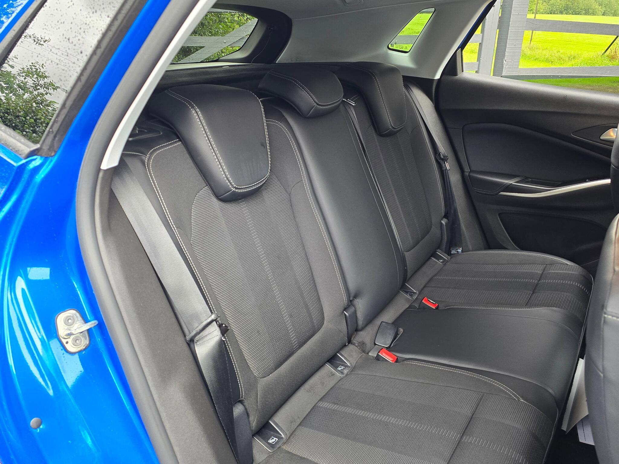 Vauxhall Grandland - Image 11