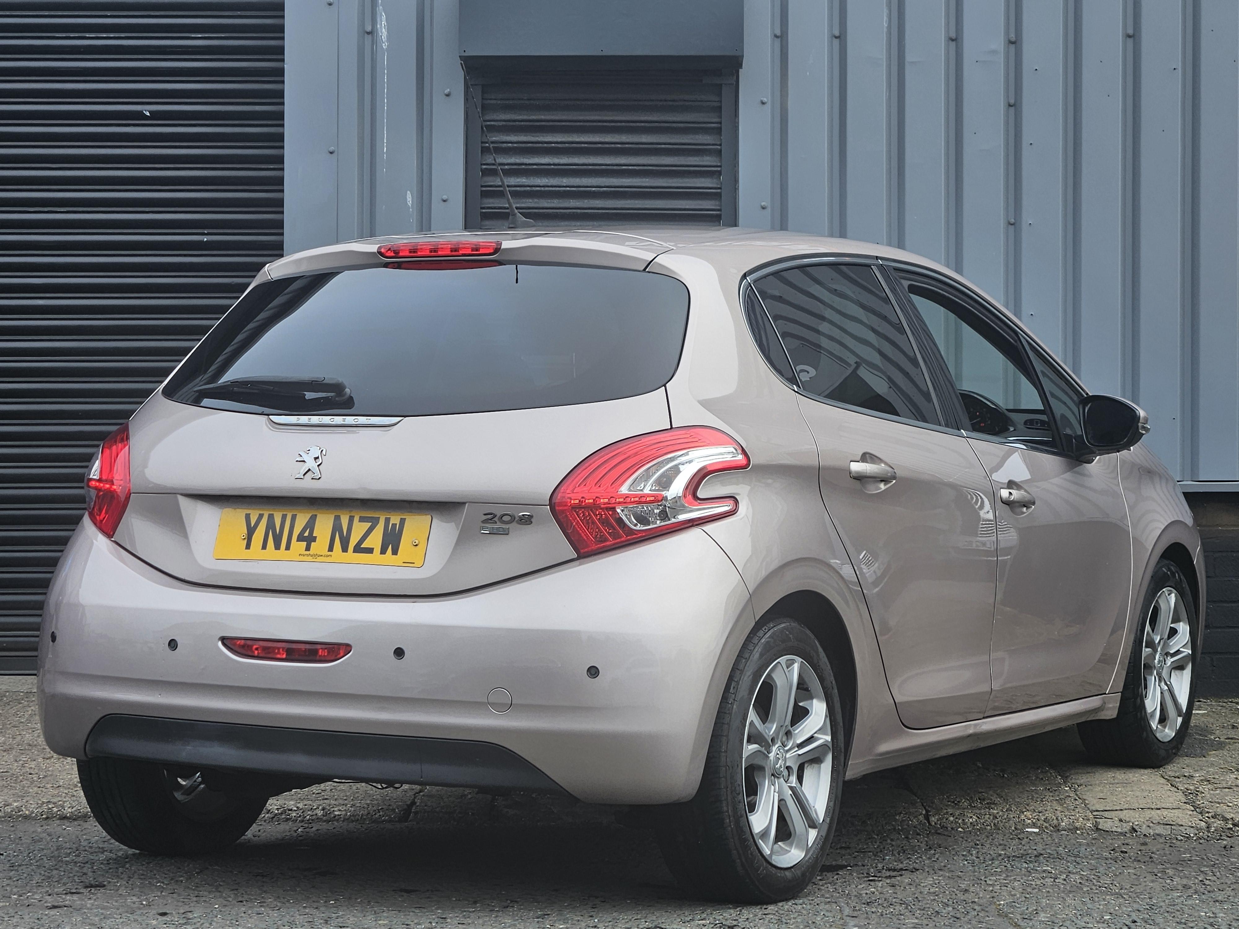 Peugeot 208 - Image 6