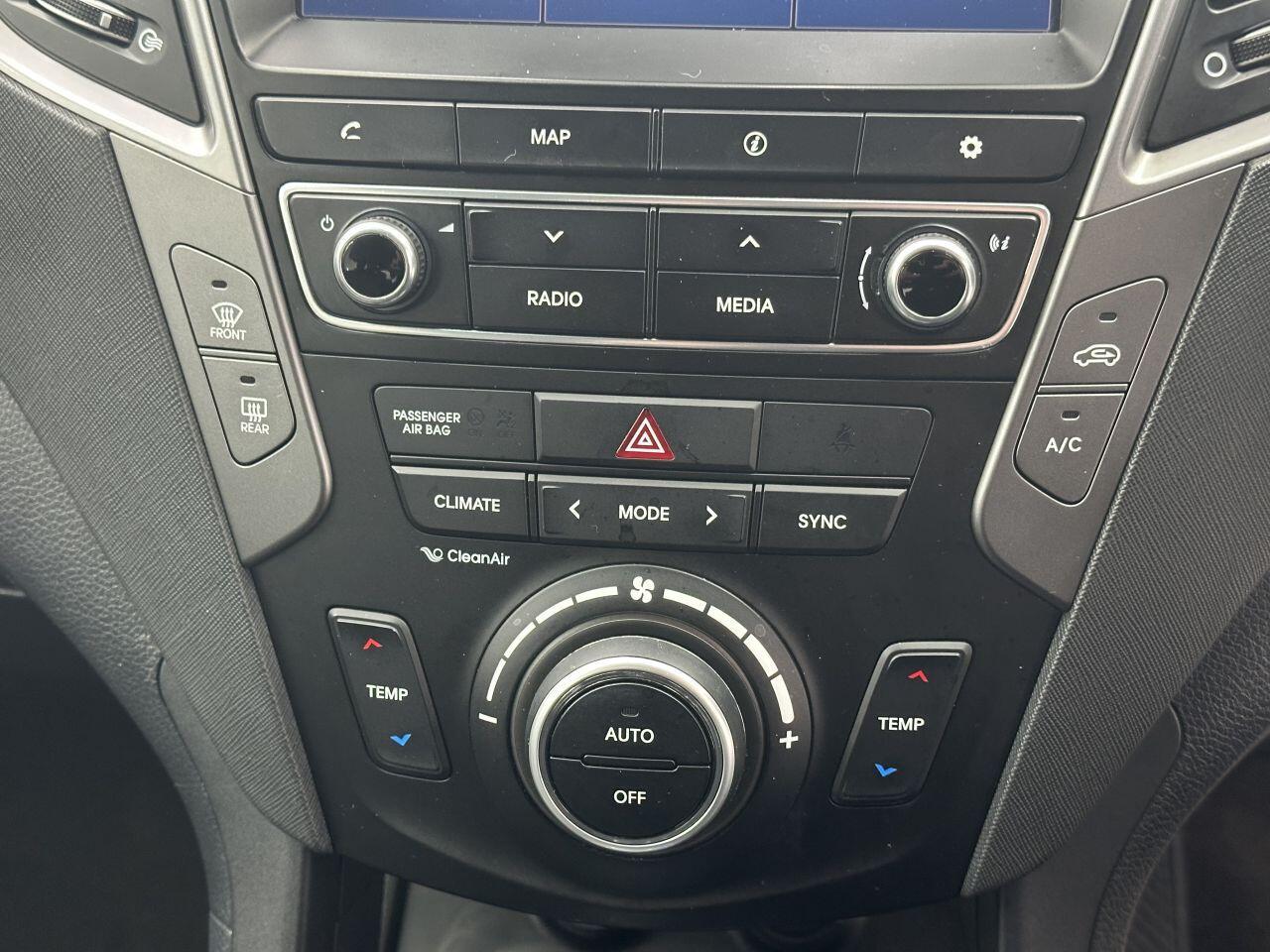 Hyundai Santa Fe - Image 31