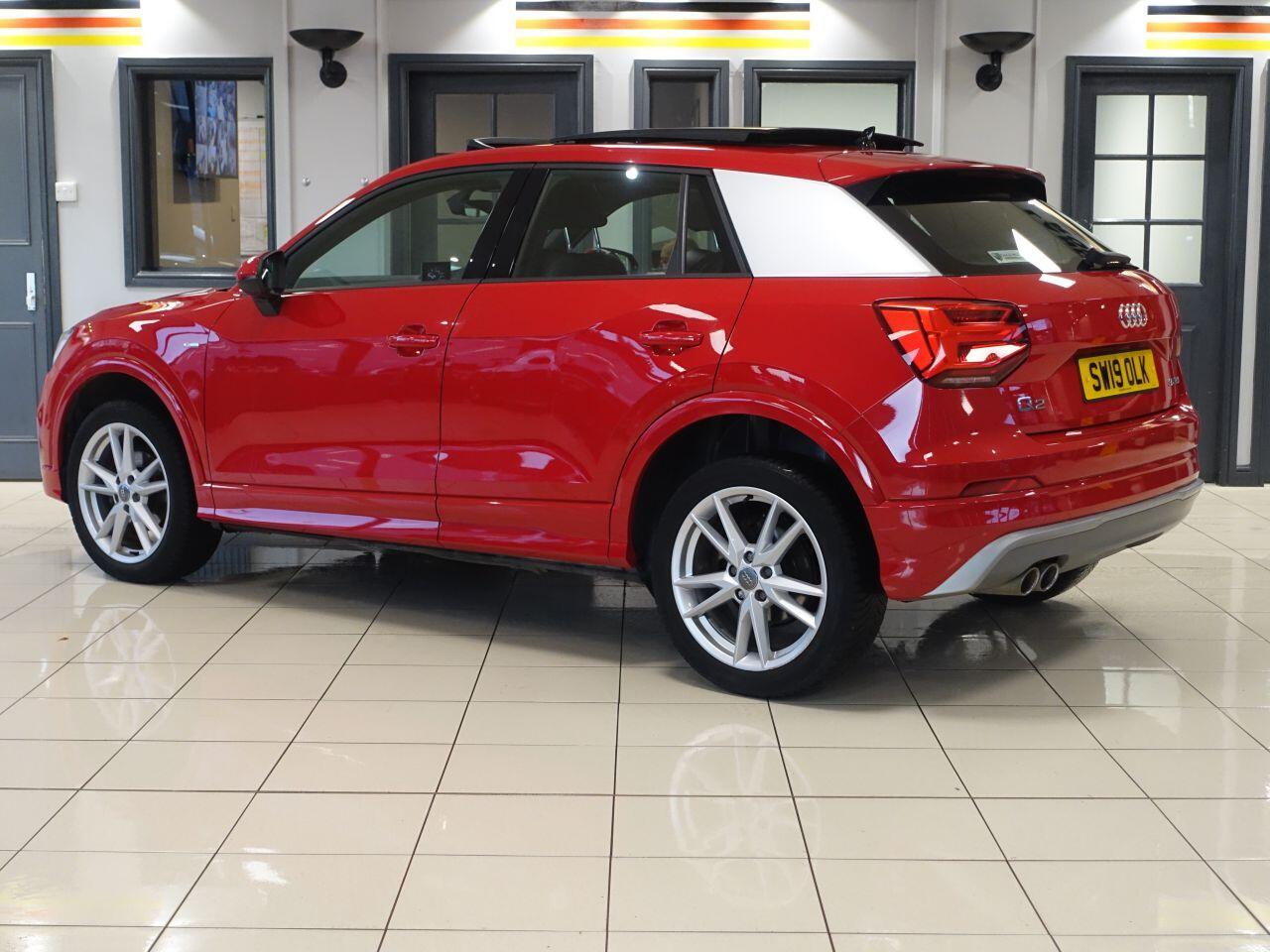 Audi Q2 - Image 11