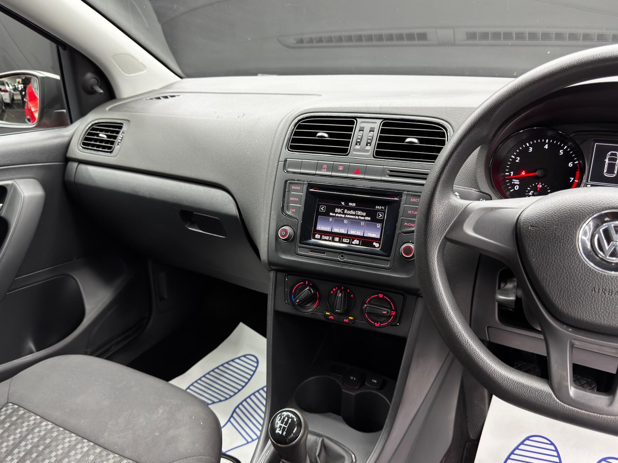 Volkswagen Polo - Image 20