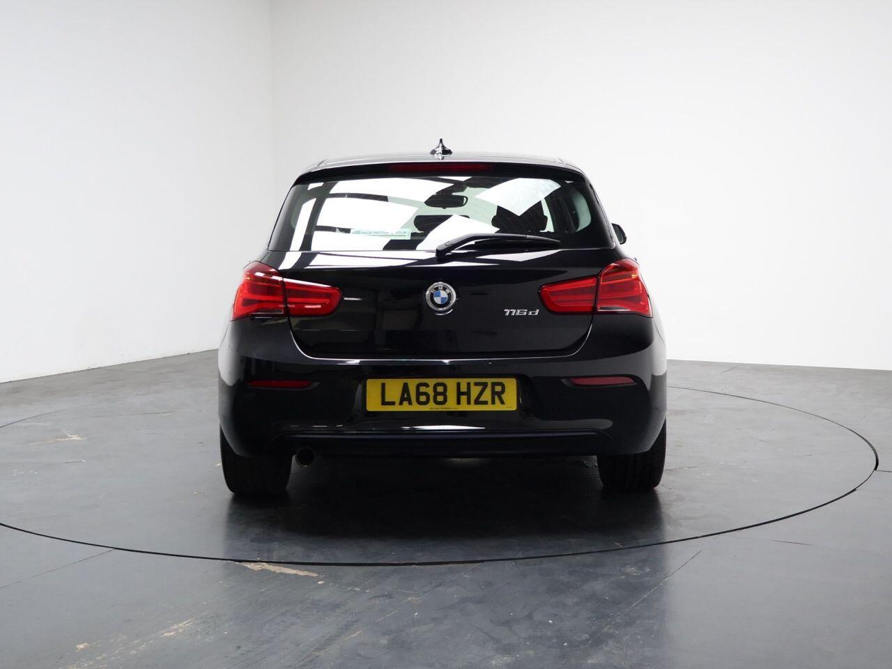 BMW 1 Series - Image 11