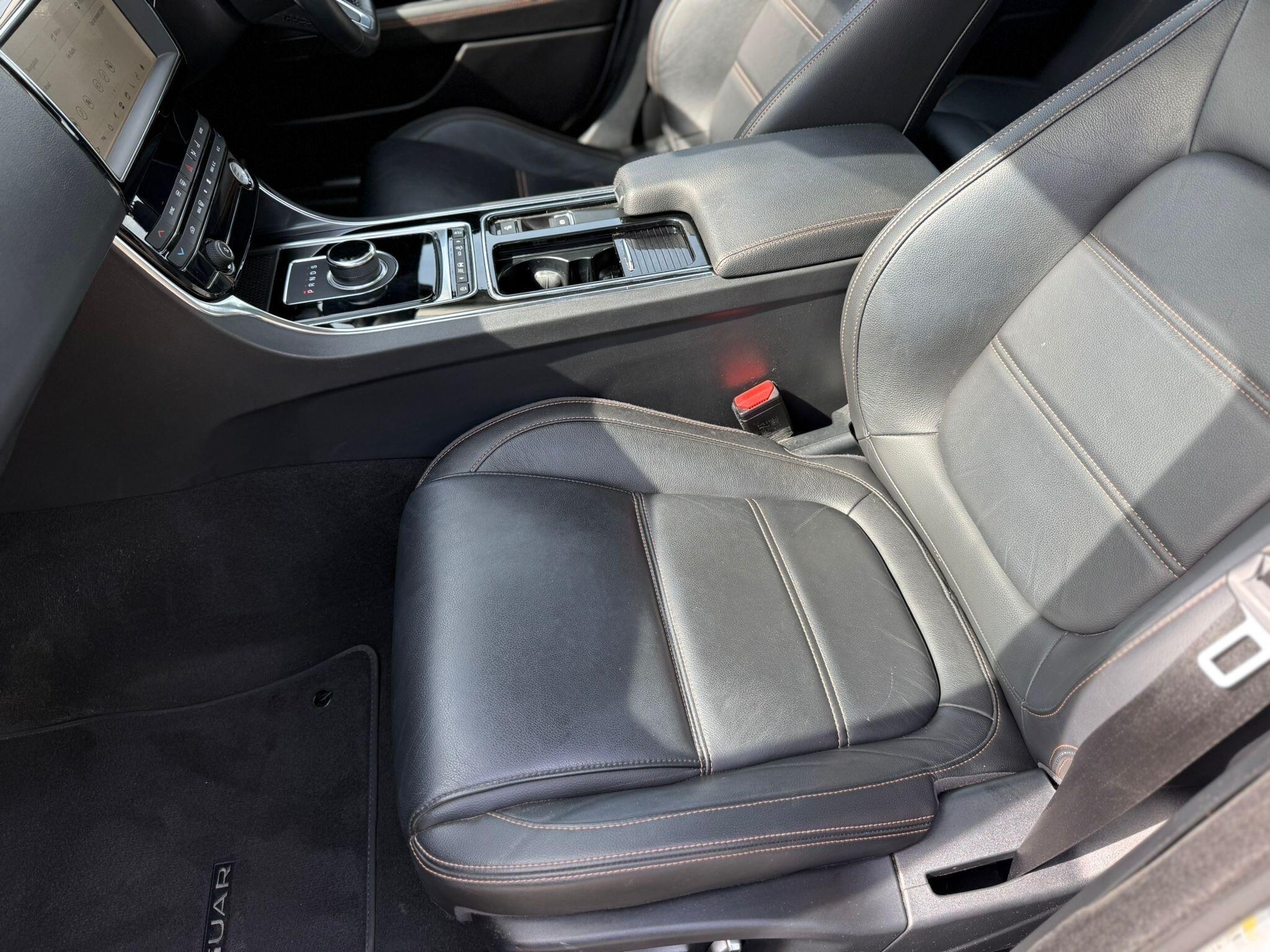 Jaguar XE - Image 46