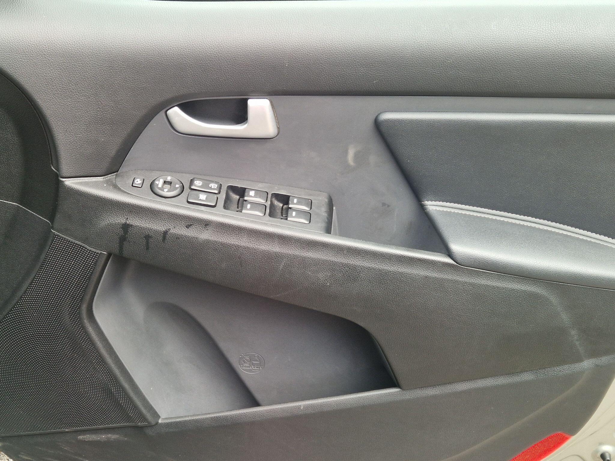 Kia Sportage - Image 28