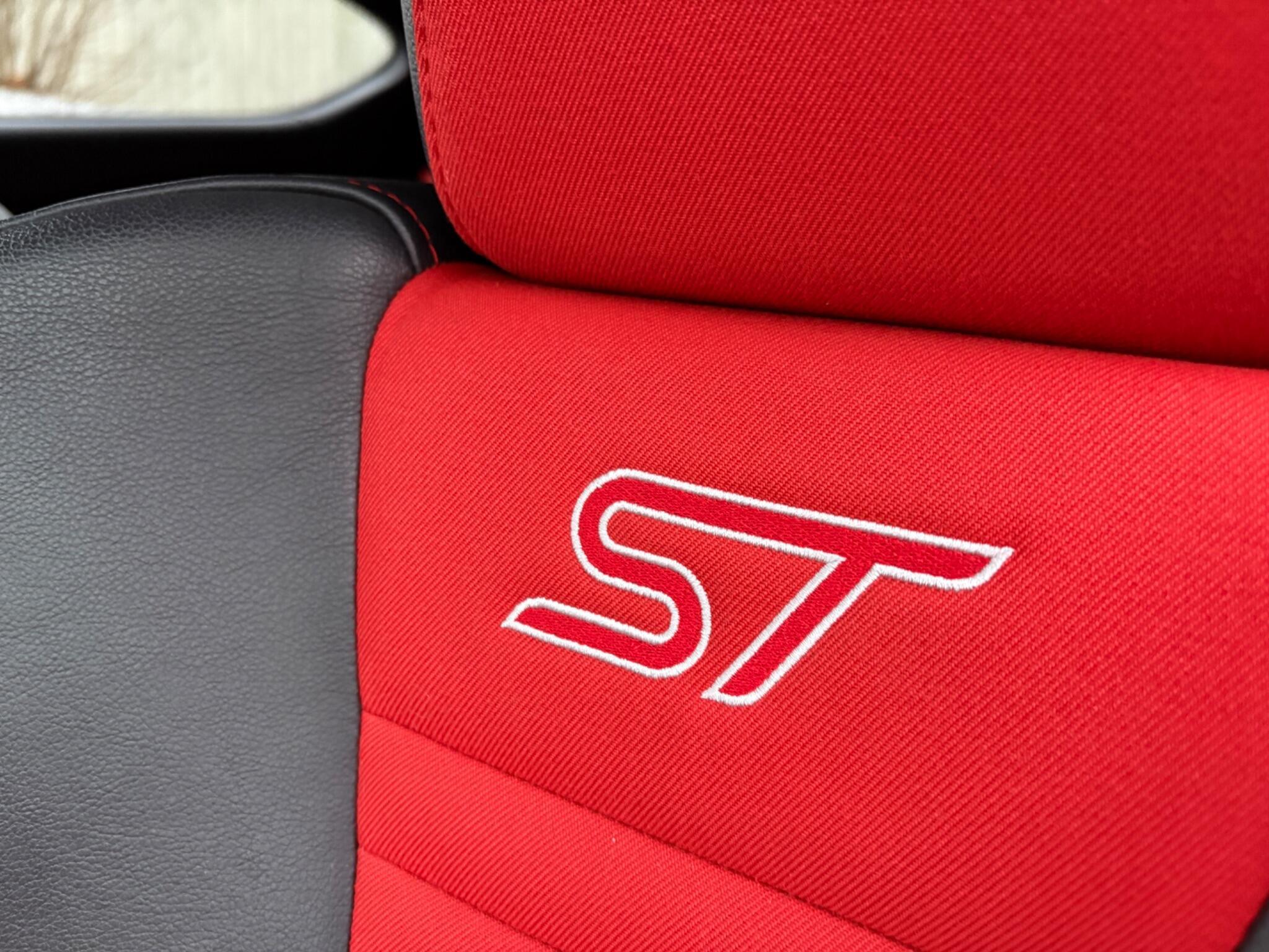 Ford Fiesta - Image 29