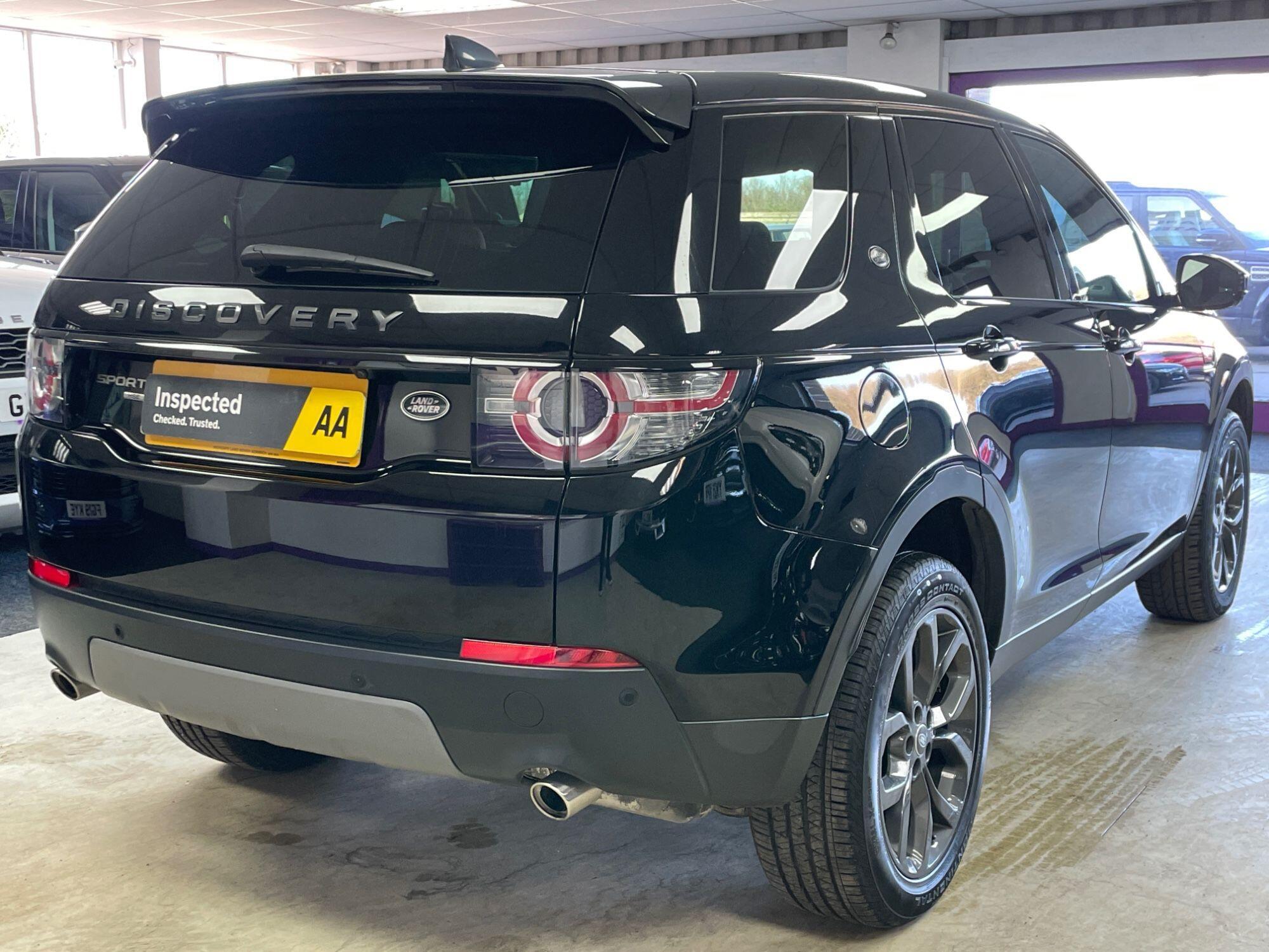 Land Rover DISCOVERY SPORT - Image 11