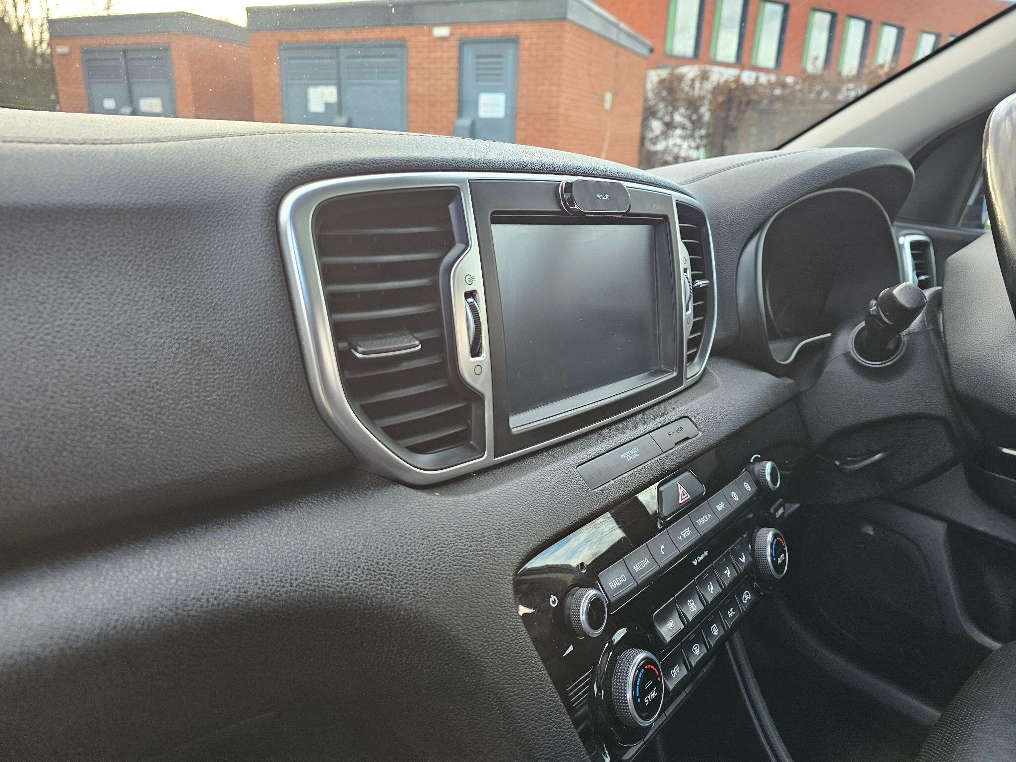 Kia Sportage - Image 37