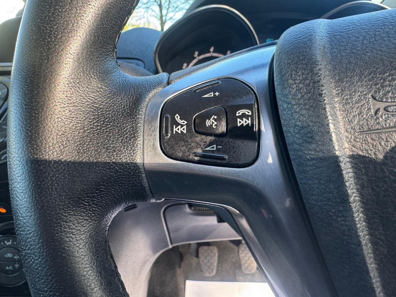 Ford Fiesta - Image 30