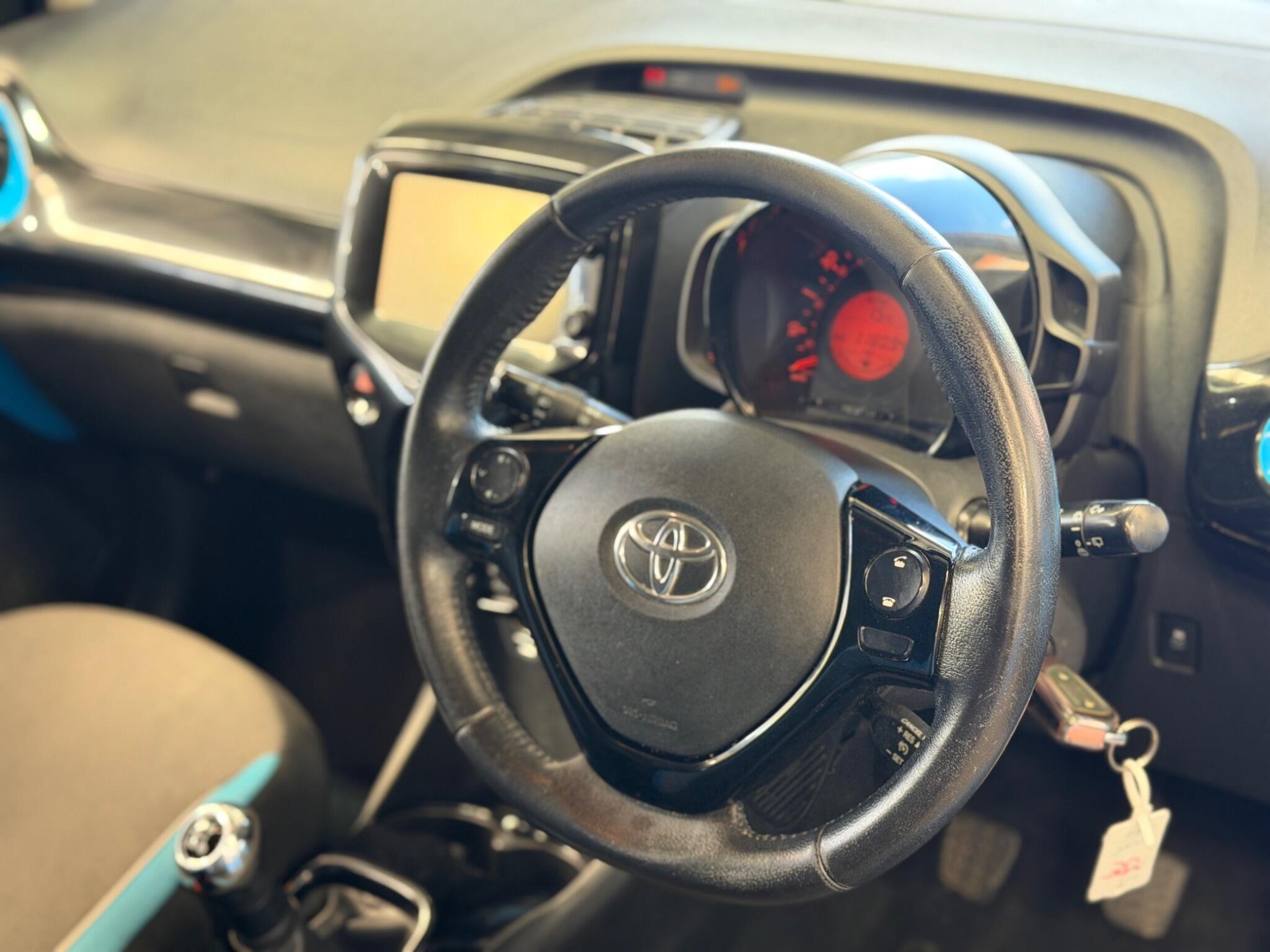 Toyota Aygo - Image 22