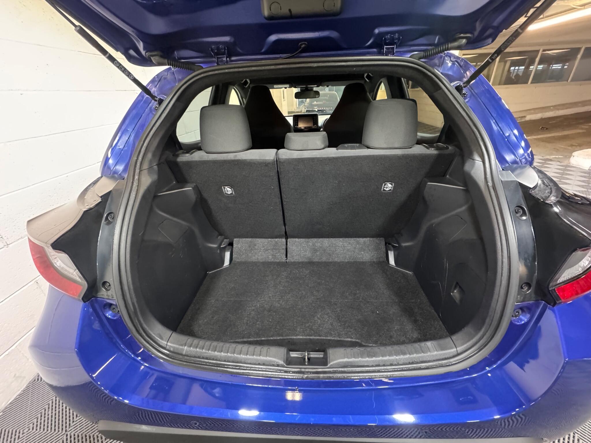 Toyota Yaris - Image 12
