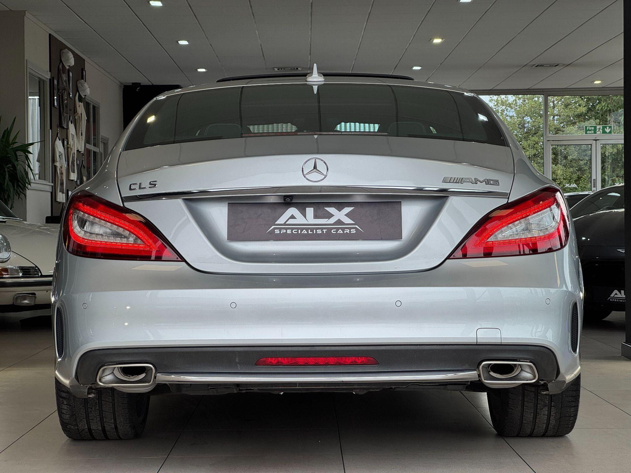 Mercedes CLS - Image 14