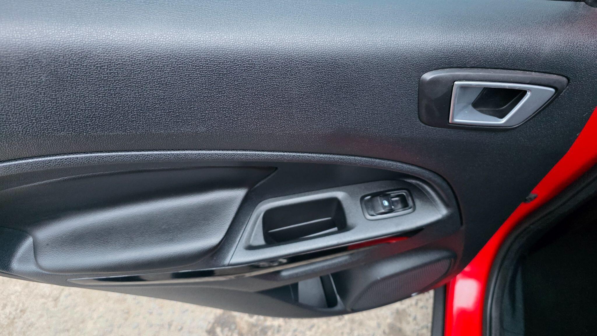 Ford Ecosport - Image 38