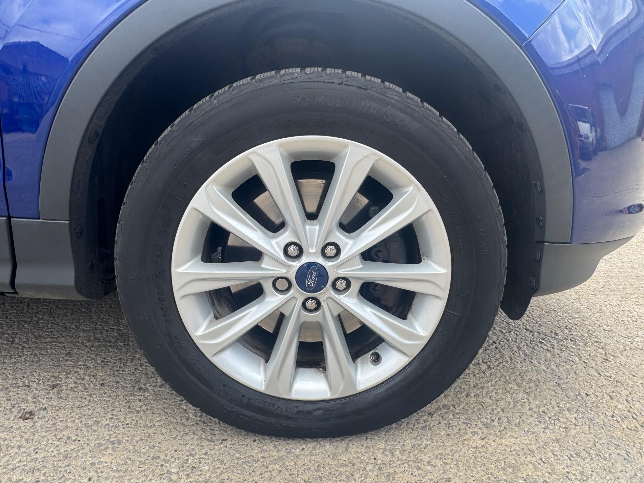 Ford Kuga - Image 14