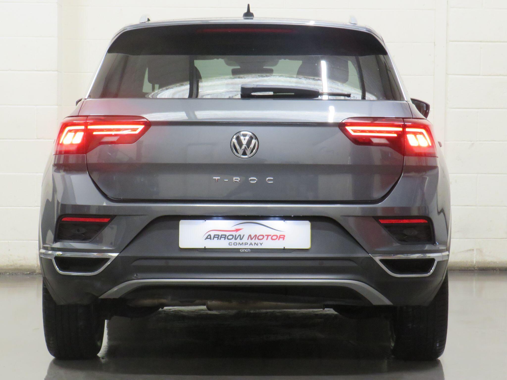 Volkswagen T-Roc - Image 5