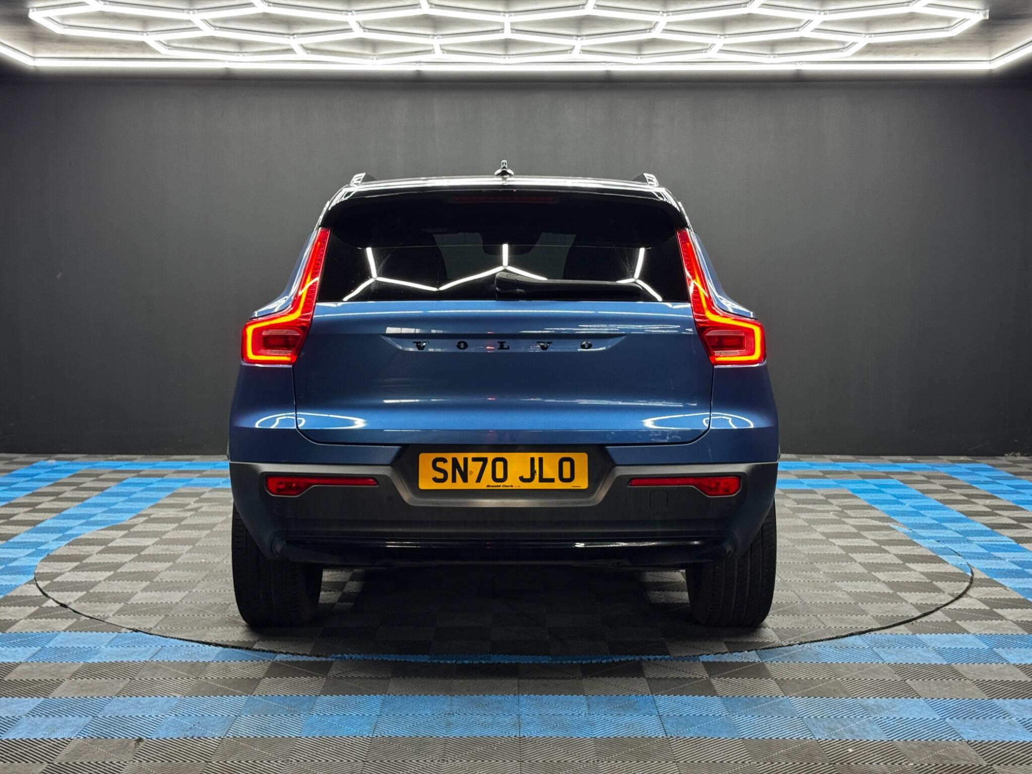Volvo XC40 - Image 6