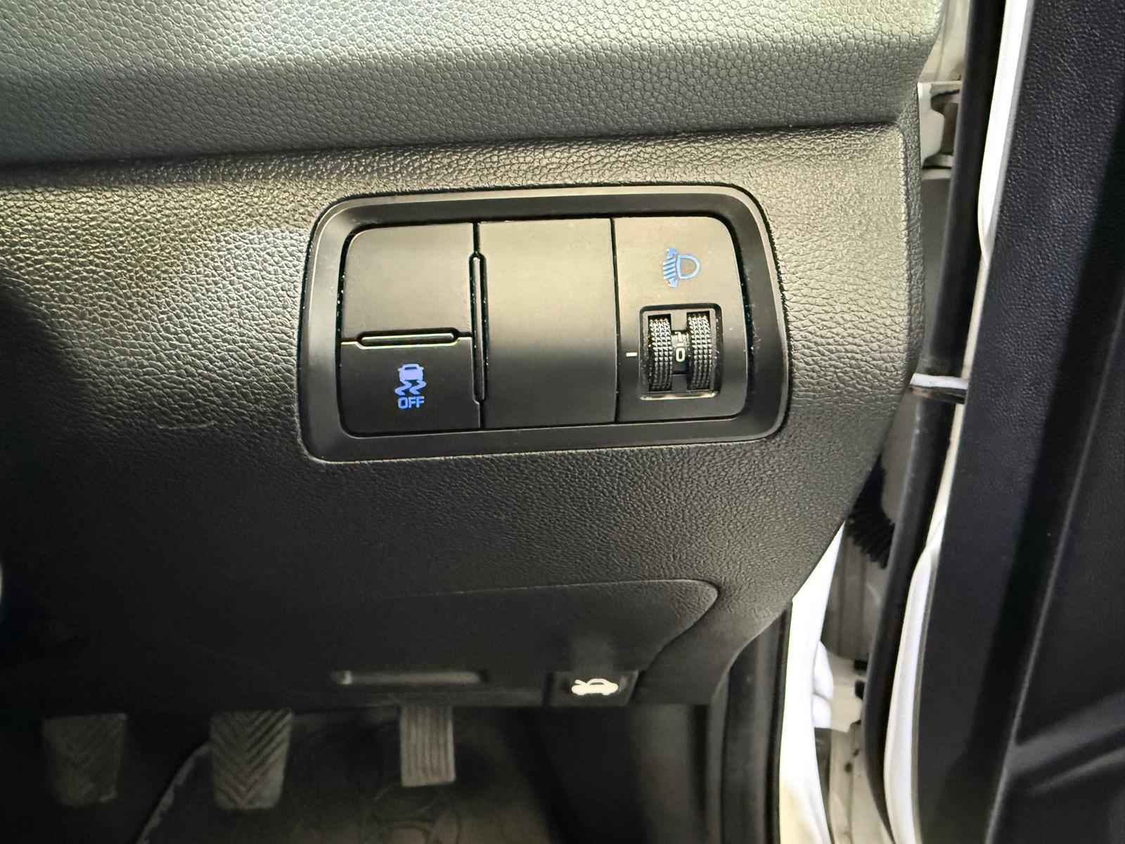 Hyundai i20 - Image 42