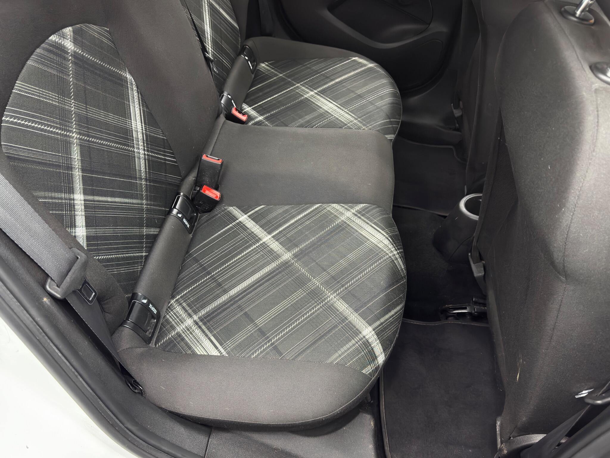 Vauxhall Corsa - Image 16