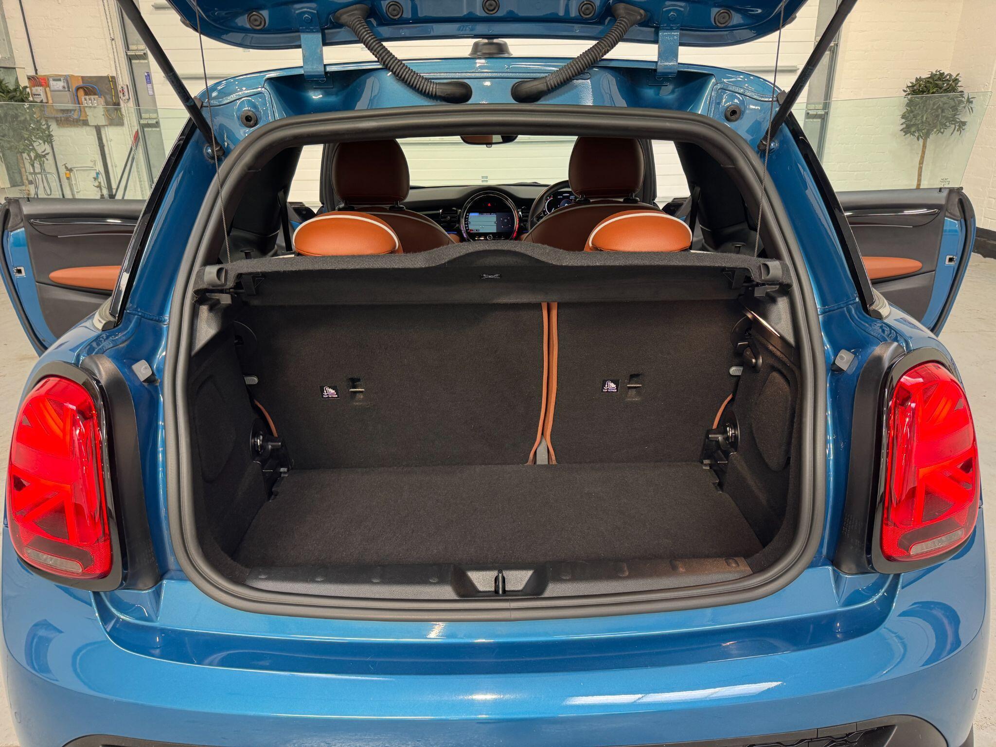 MINI Hatch - Image 75