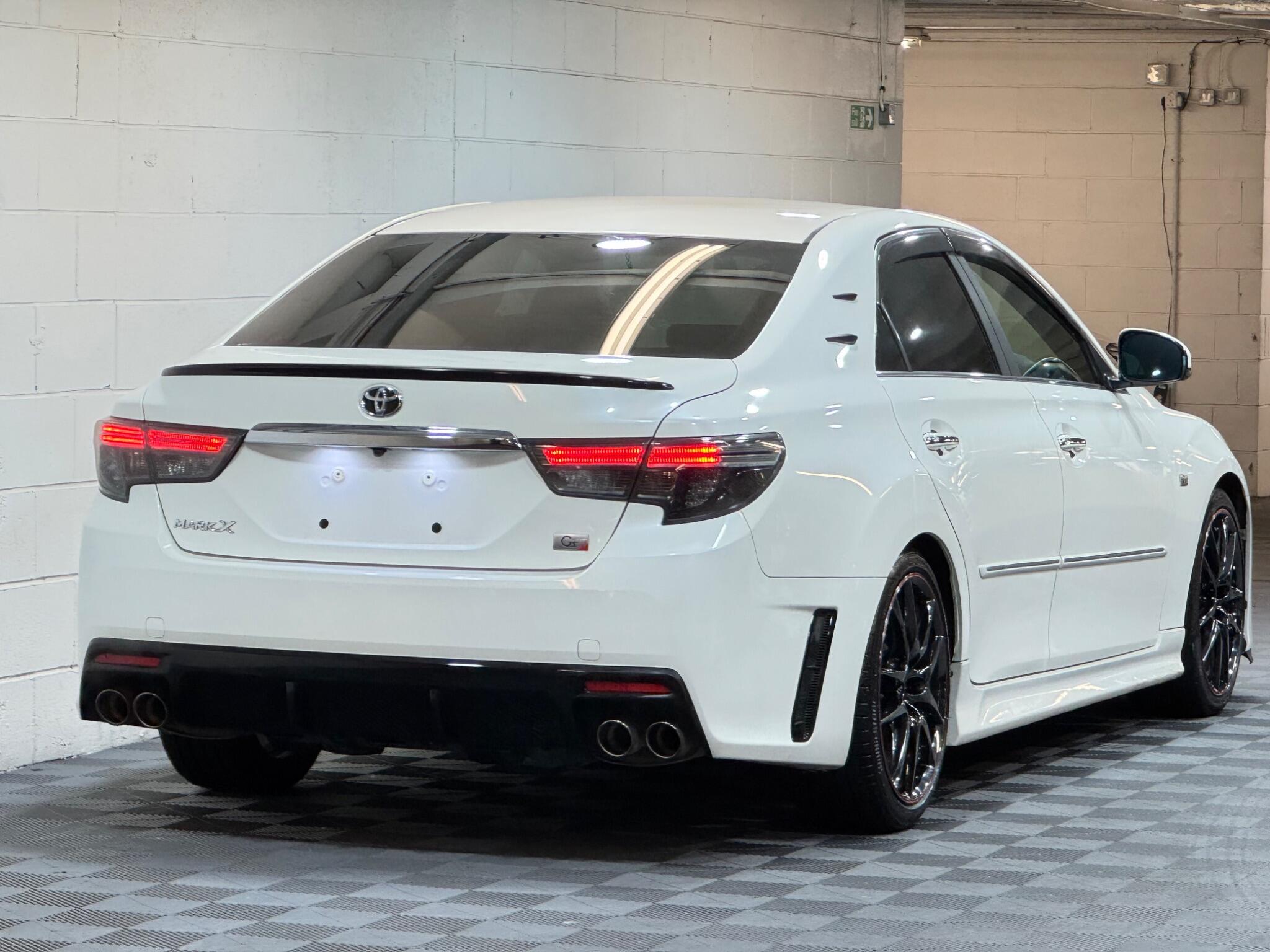 Toyota Mark X - Image 4