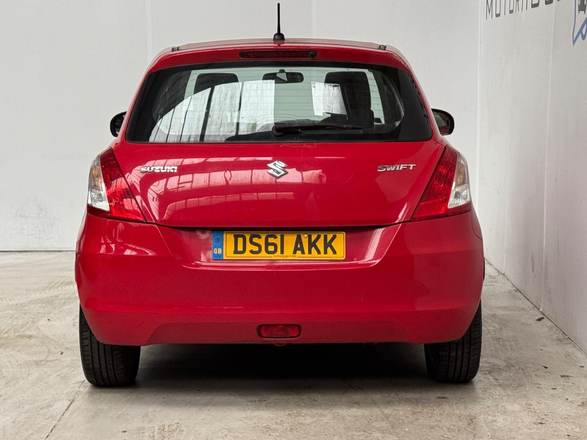 Suzuki Swift - Image 6
