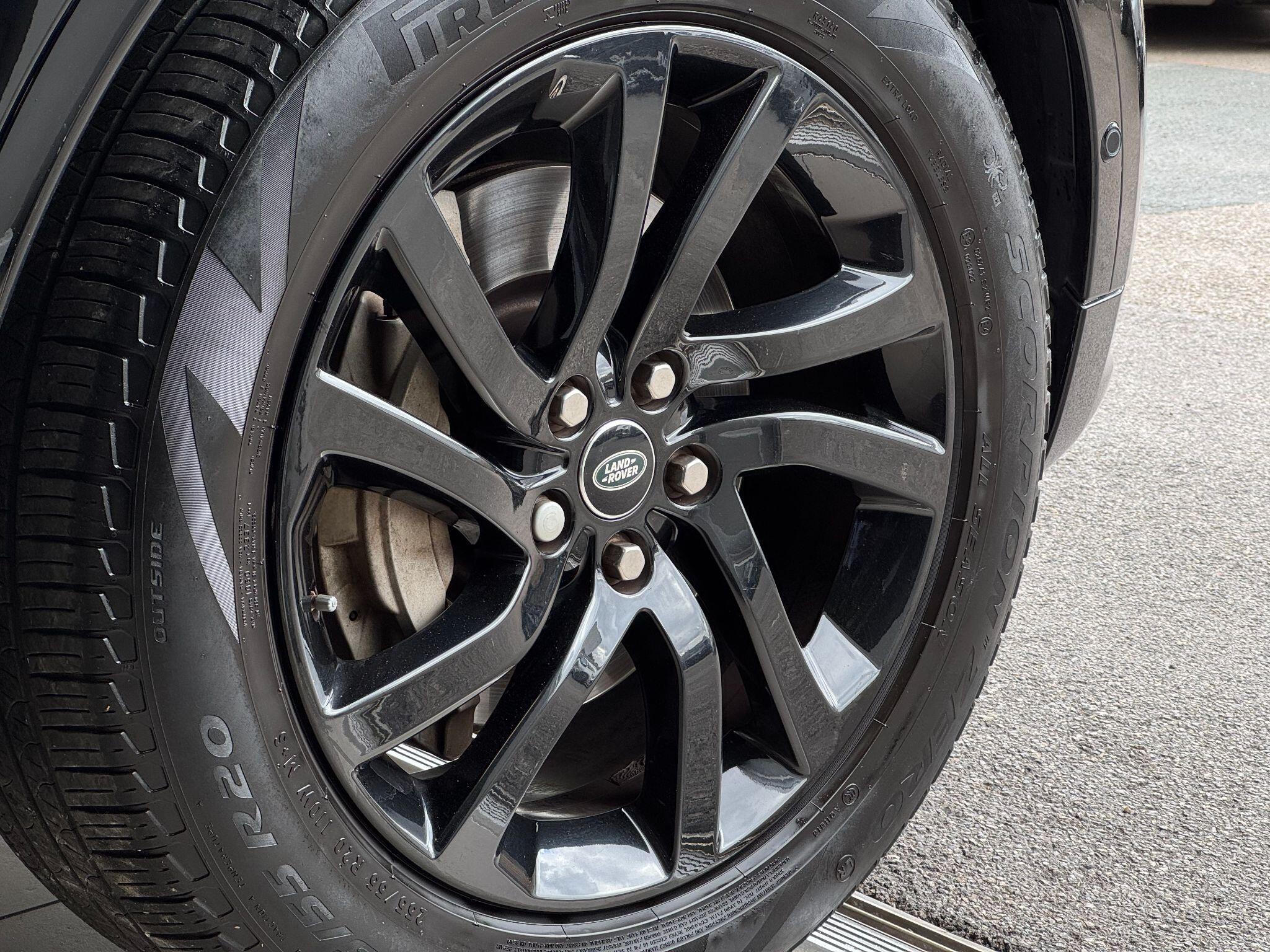 Land Rover Discovery - Image 2