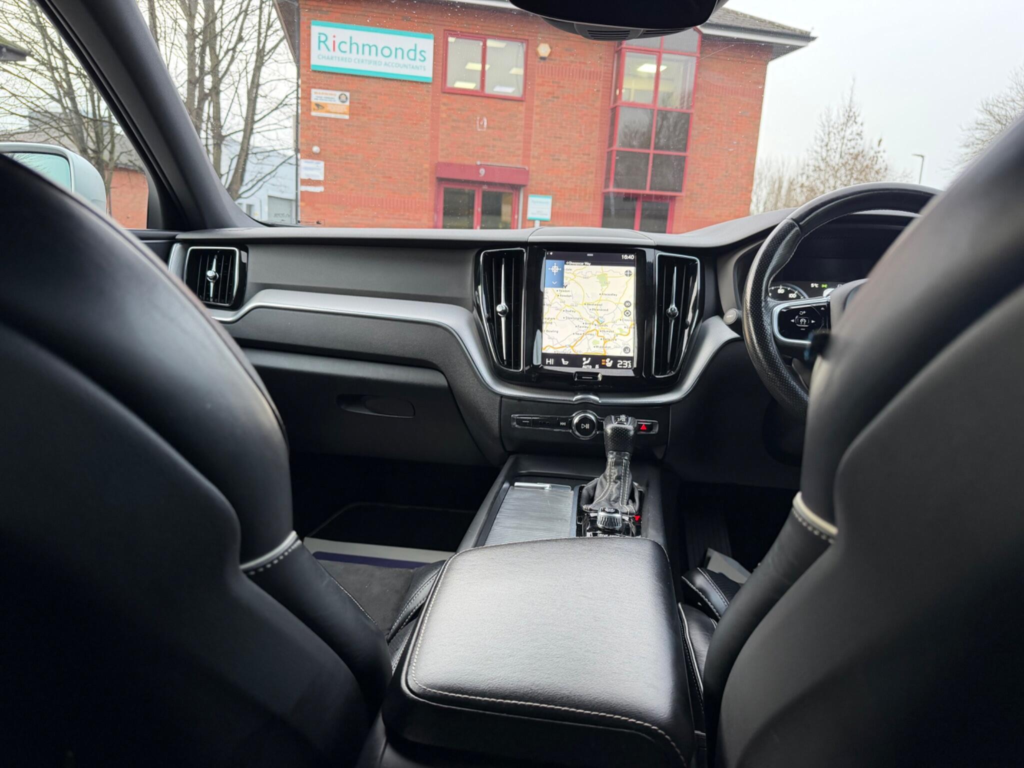 Volvo XC60 - Image 52