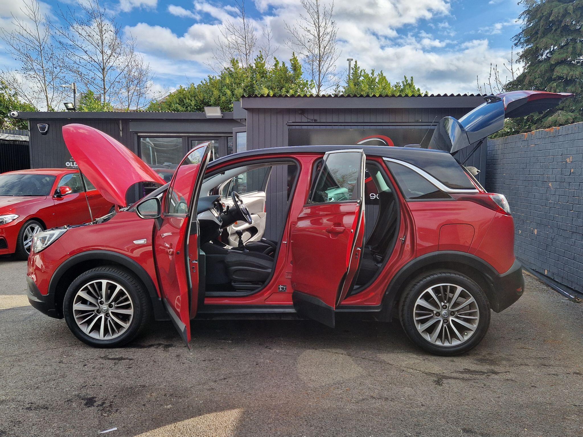 Vauxhall Crossland X - Image 25