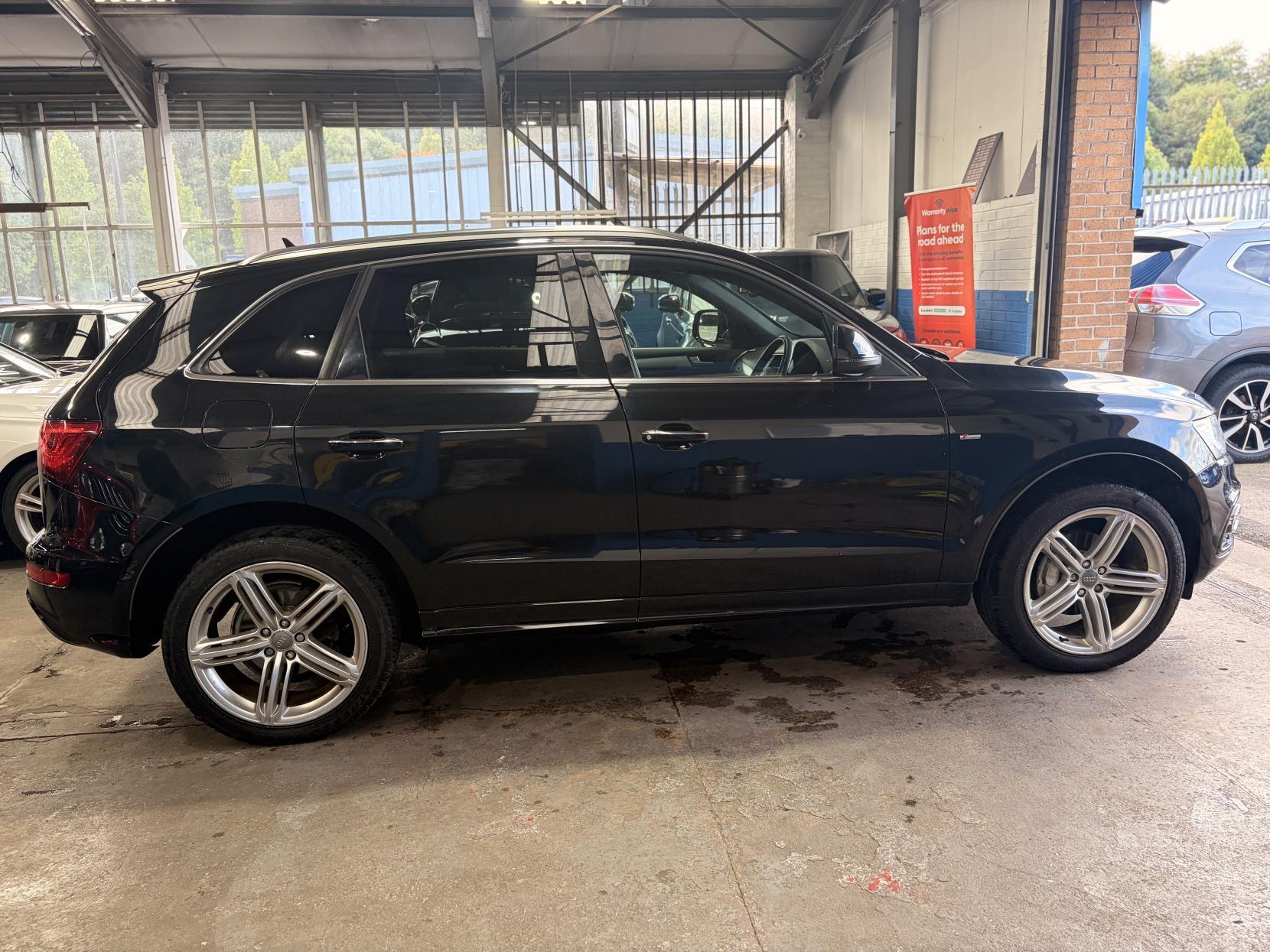 Audi Q5 - Image 9