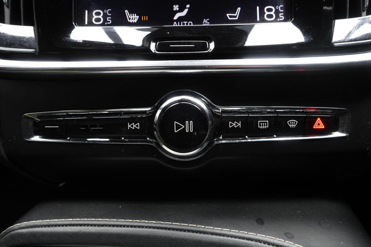 Volvo S90 - Image 44