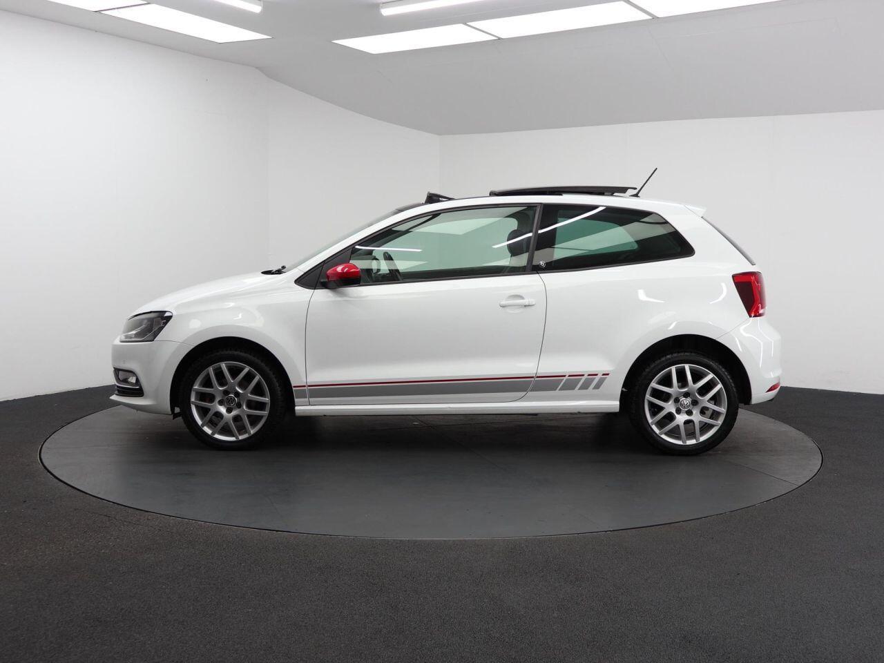 Volkswagen Polo - Image 7
