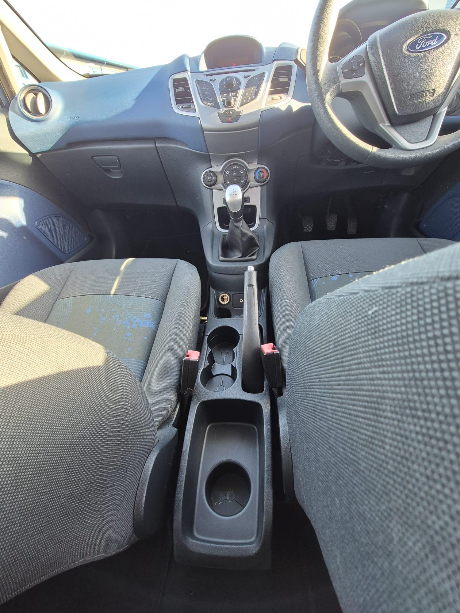 Ford Fiesta - Image 14