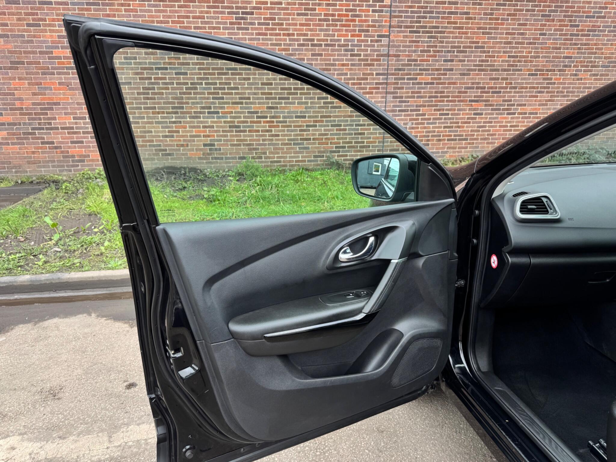 Renault Kadjar - Image 20