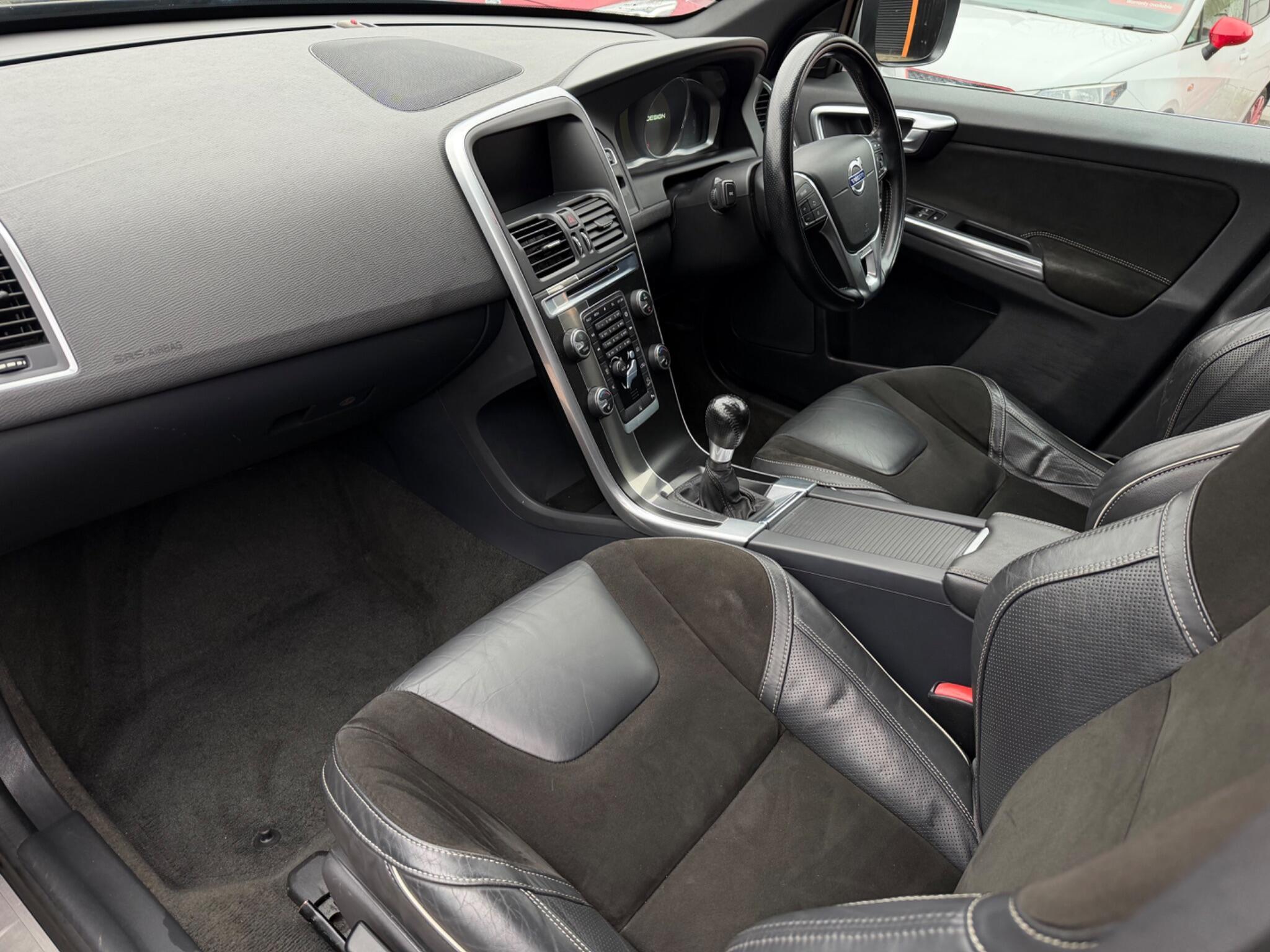 Volvo XC60 - Image 11