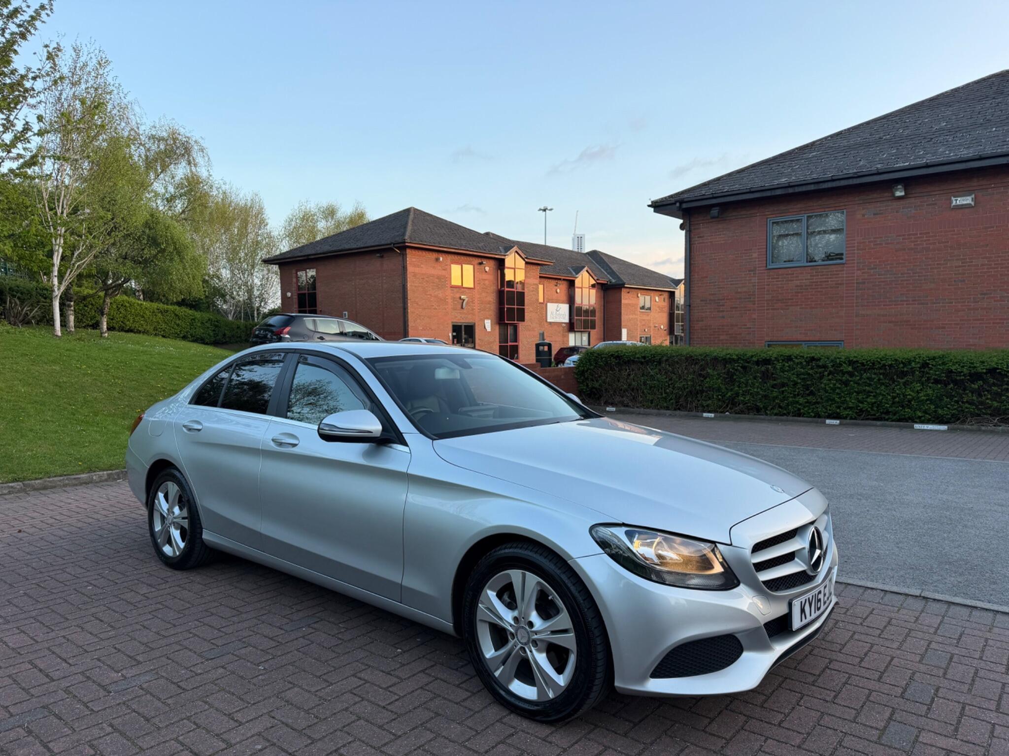 Mercedes C Class - Image 15