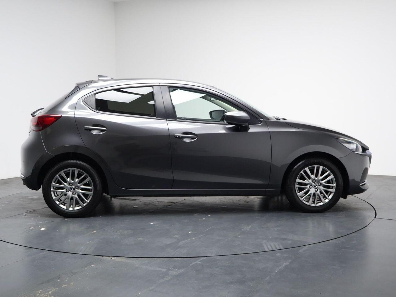 Mazda MAZDA2 - Image 14