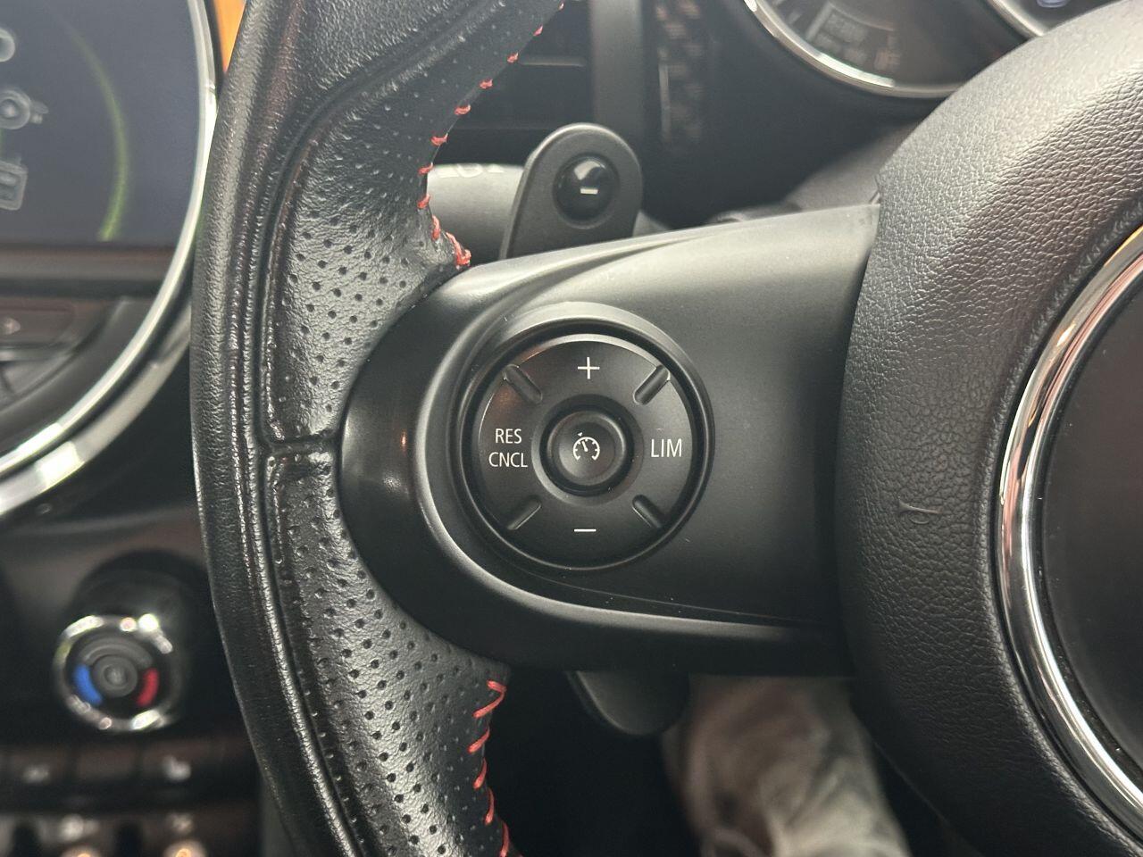 MINI Hatch - Image 40