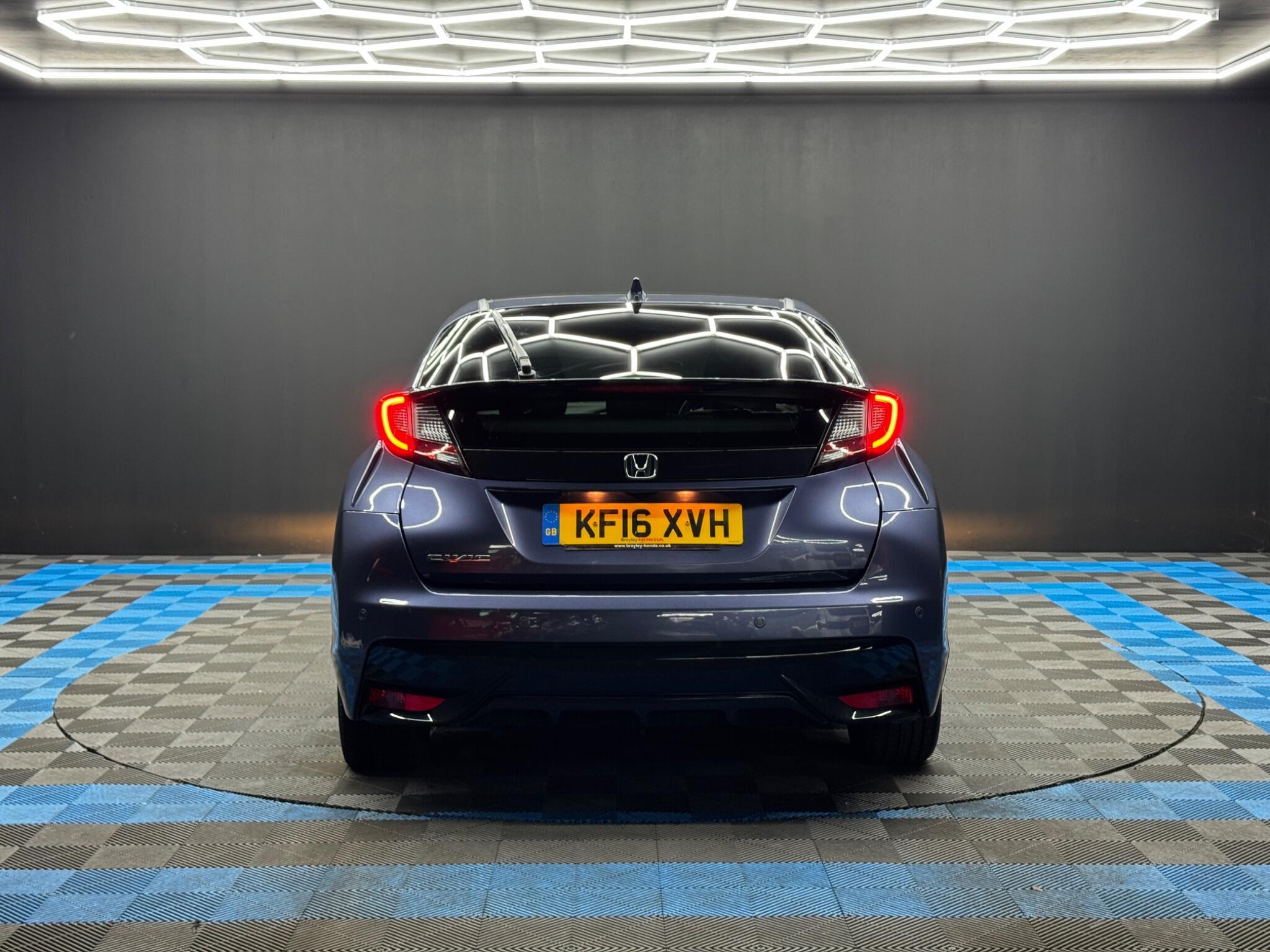 Honda Civic - Image 6