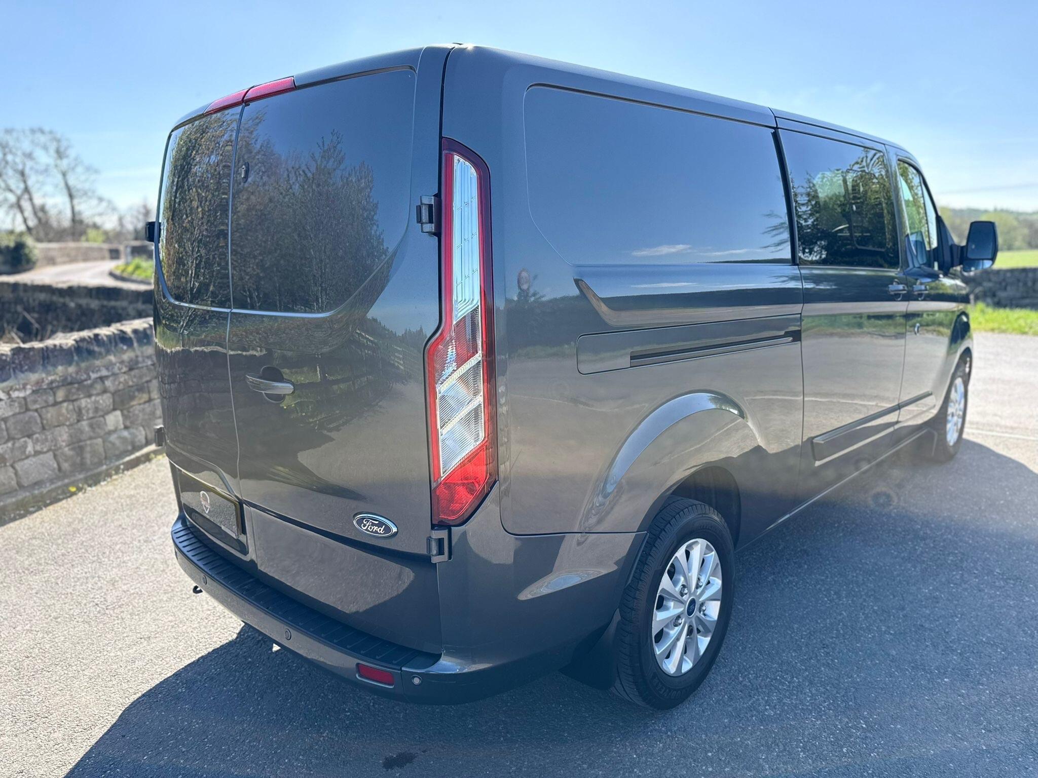 Ford Transit Custom - Image 17