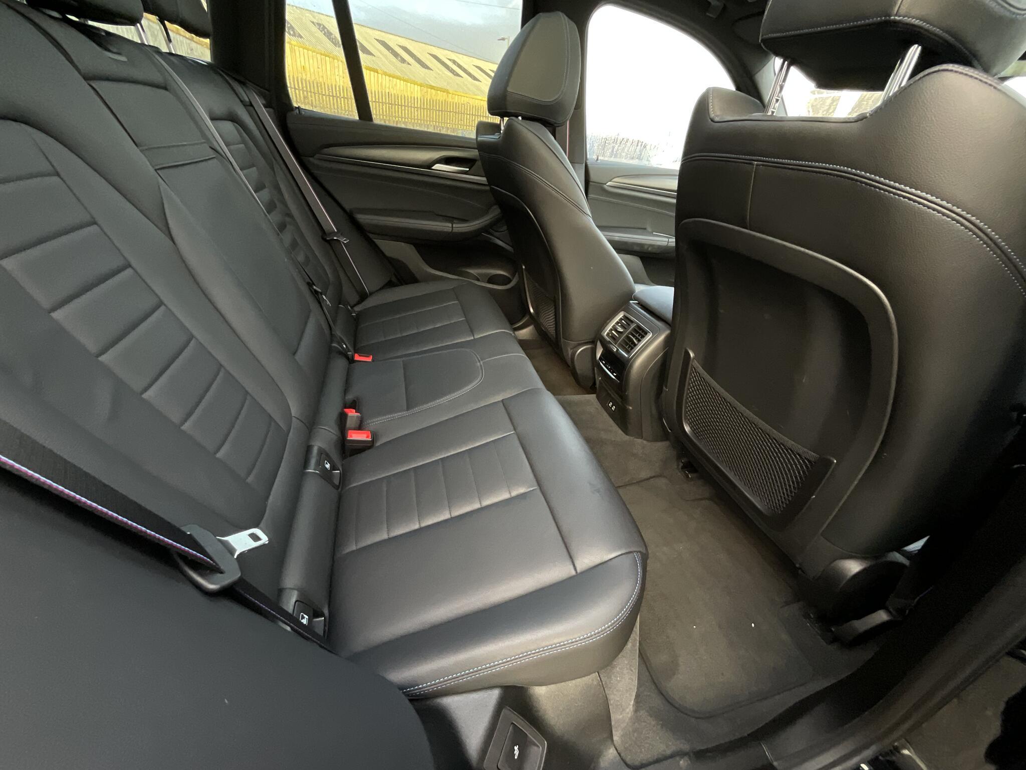 BMW iX3 - Image 12