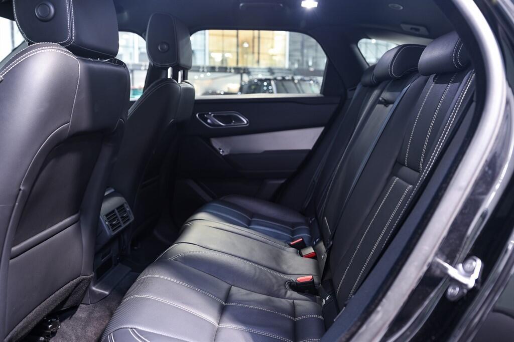 Land Rover Range Rover Velar - Image 14