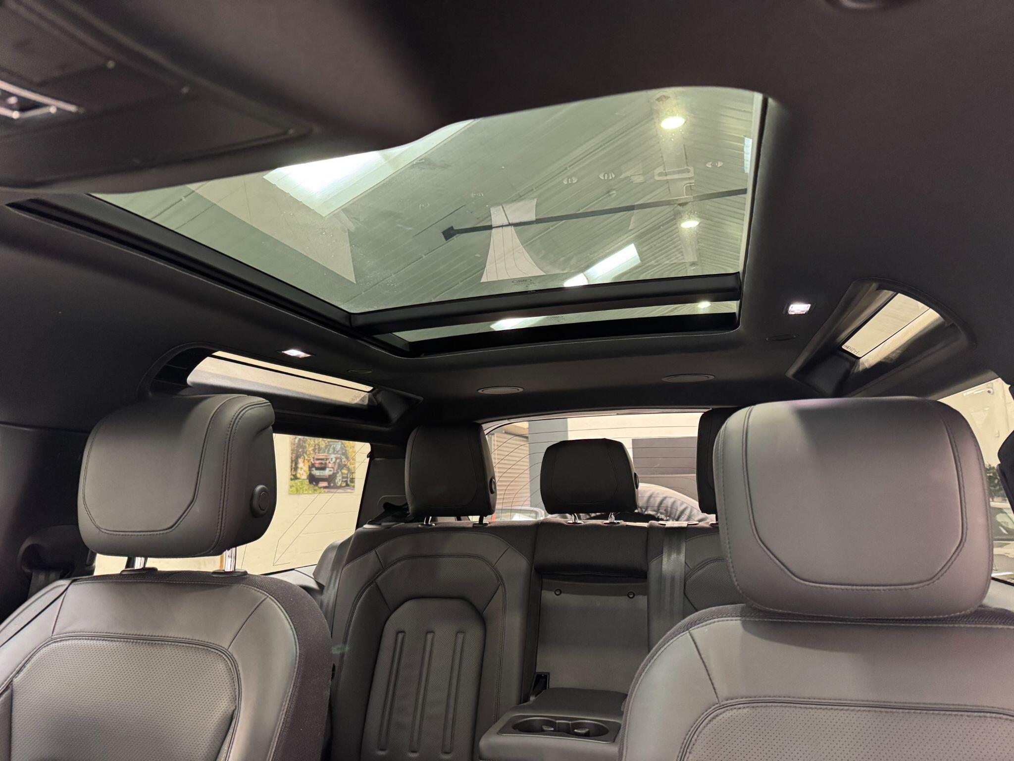 Land Rover Defender 90 - Image 25