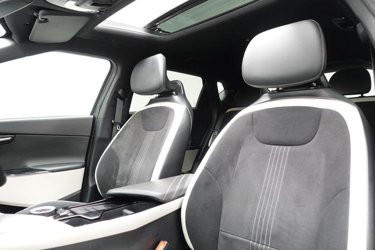 Kia EV6 - Image 18
