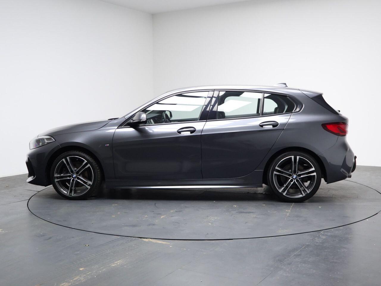 BMW 1 Series - Image 8