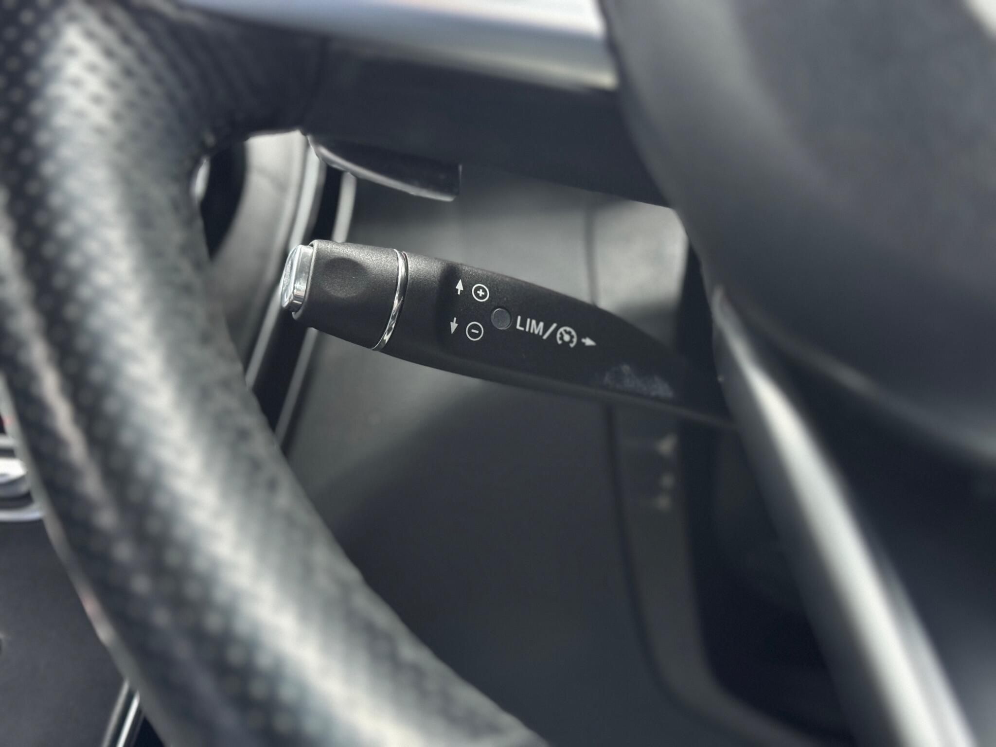 Mercedes GLC - Image 22