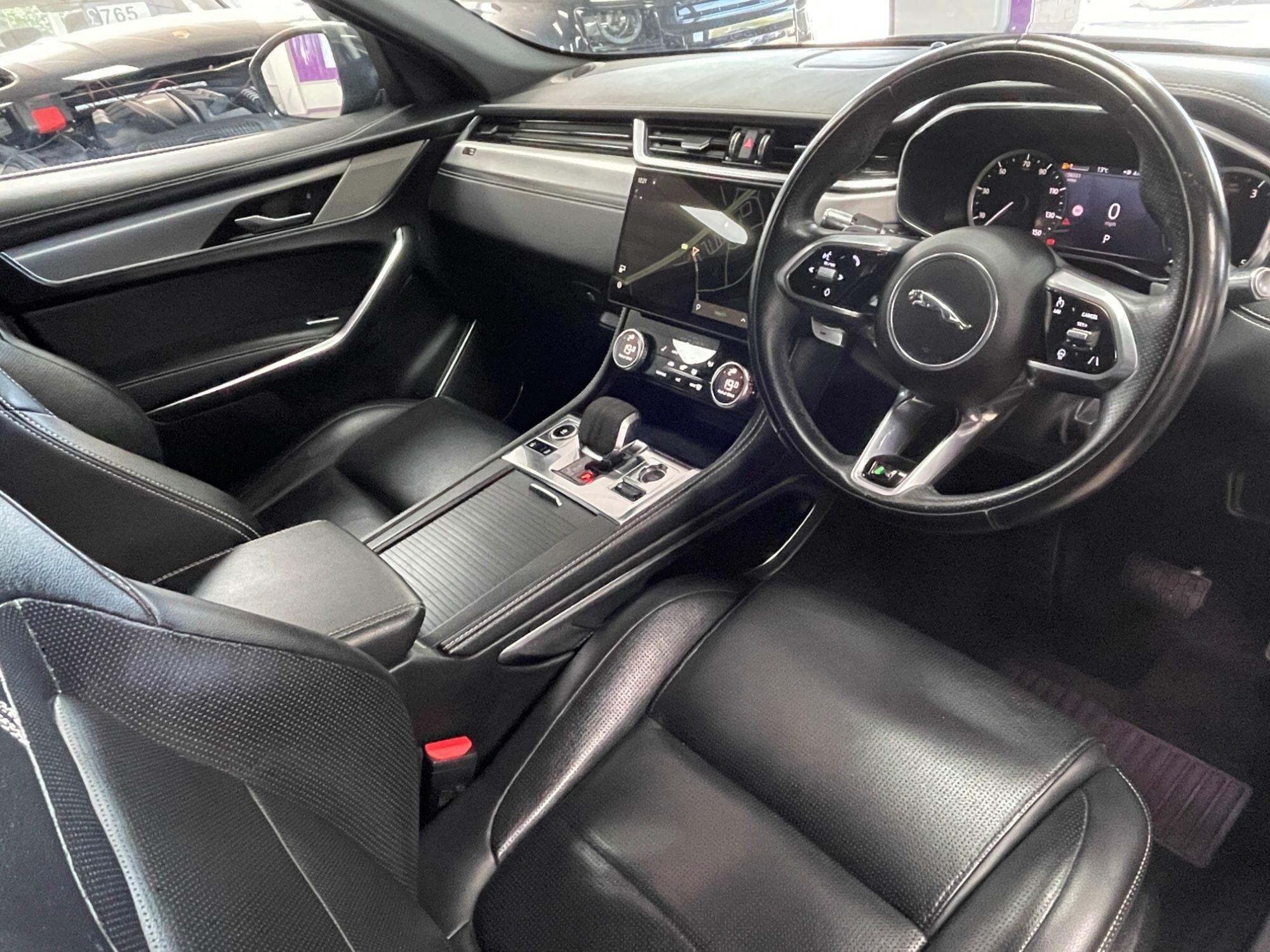 Jaguar F-Pace - Image 24