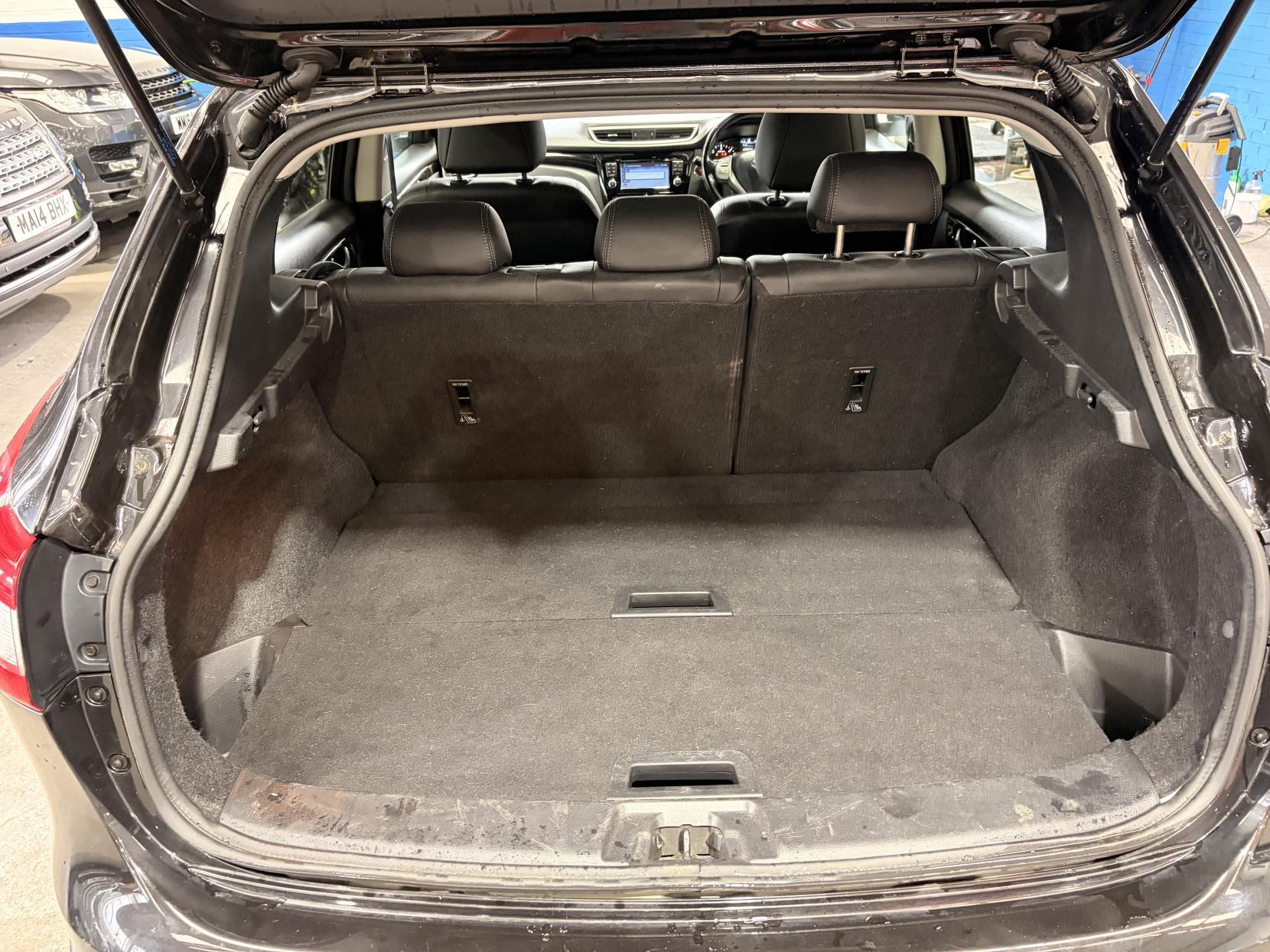 Nissan Qashqai - Image 19