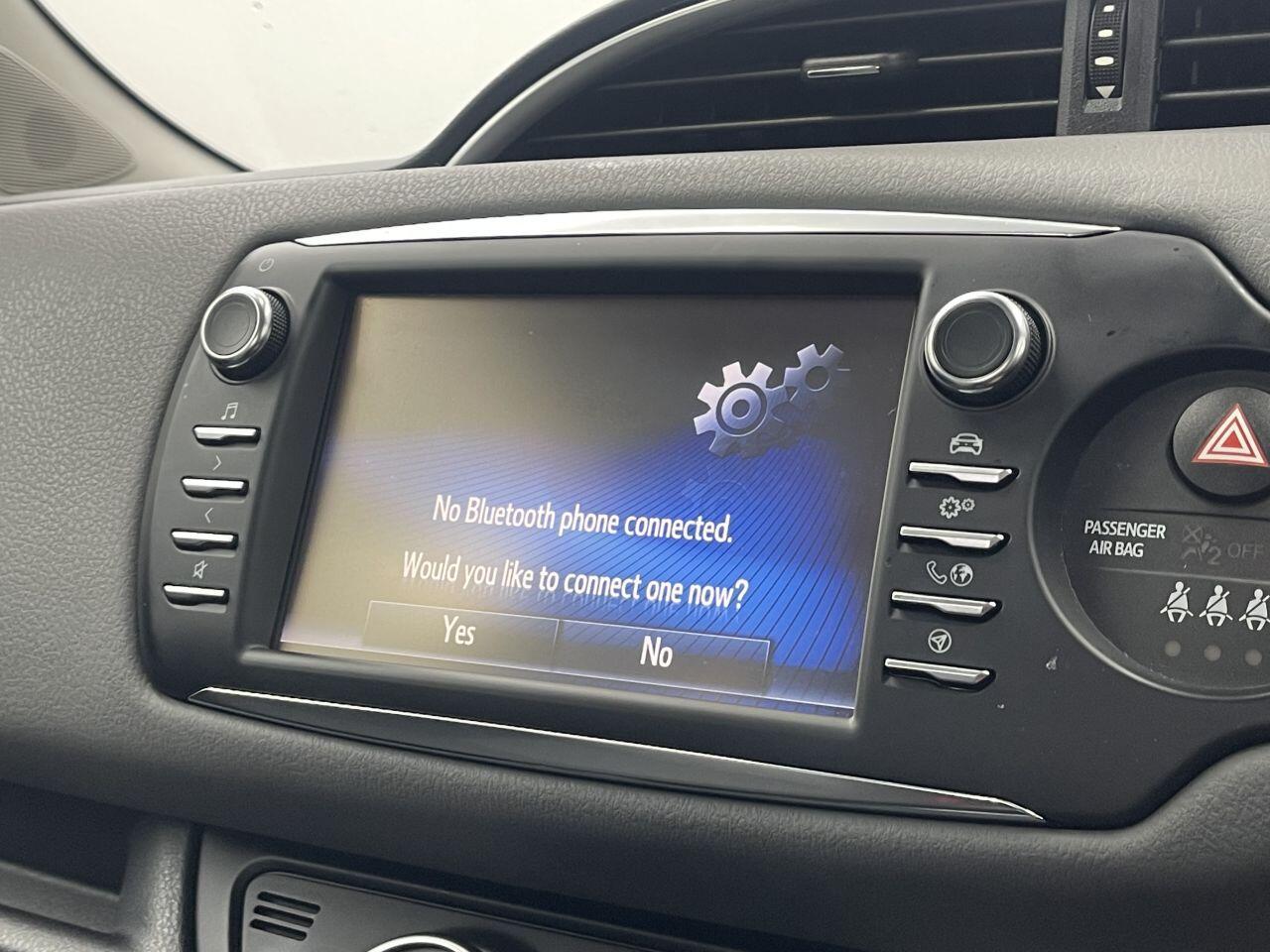 Toyota Yaris - Image 7