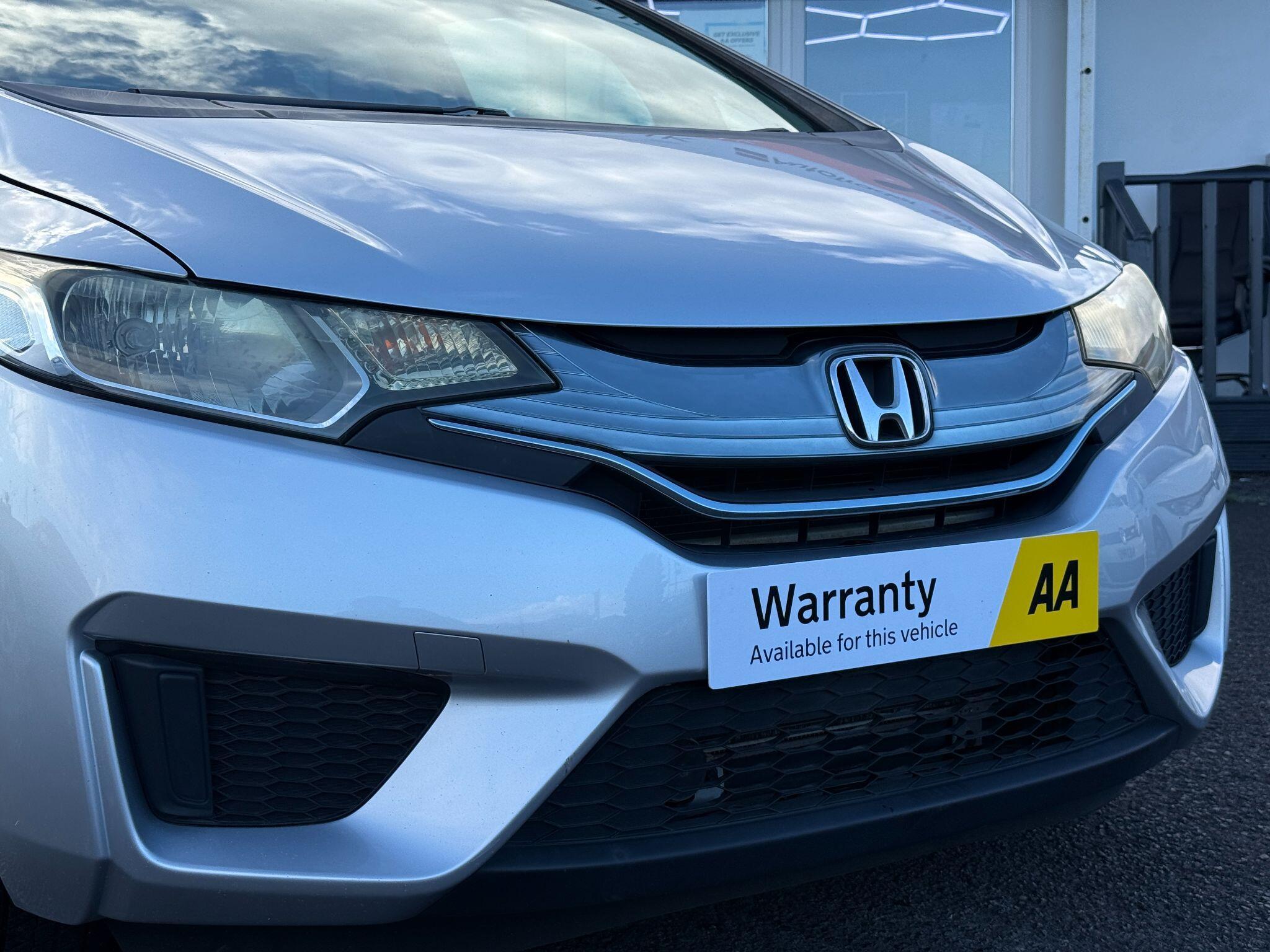 Honda FIT - Image 10