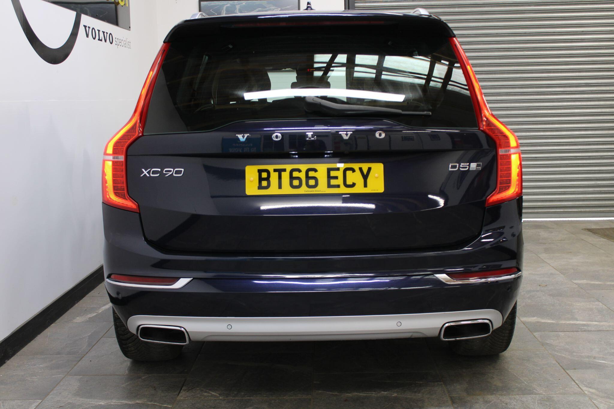 Volvo XC90 - Image 13